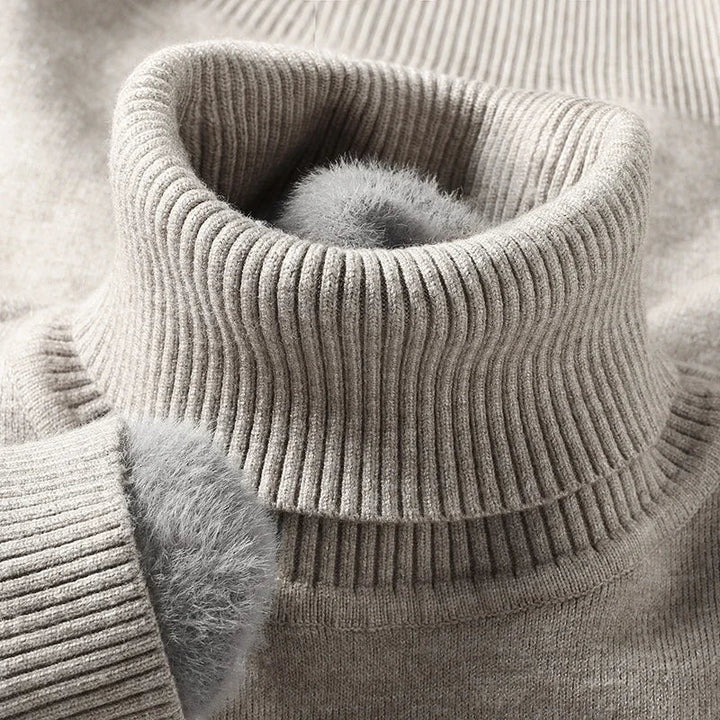 Elegant Uld Turtleneck